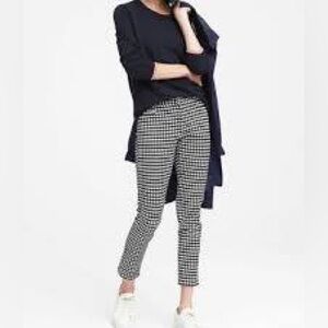 Banana Republic gingham checkered pants, Size 6. 2076